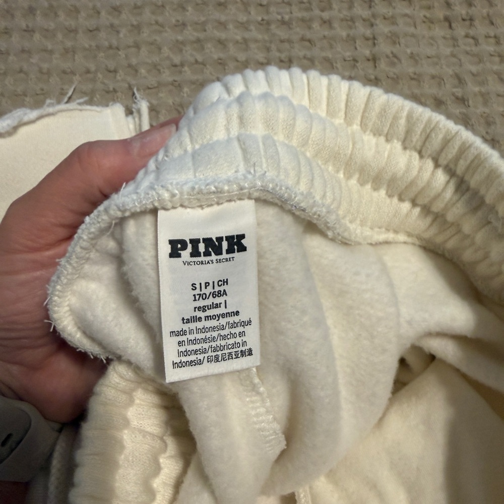 PINK
IVY FLEECE WIDE-LEG SPLIT-HEM SWEATPANTS - Picture 2 of 2